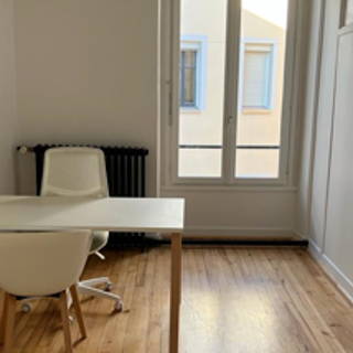 Bureau privé 10 m² 1 poste Coworking Rue de Créqui Lyon 69003 - photo 1